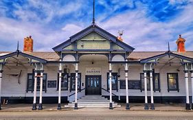 Oamaru Railway Station Guesthouse